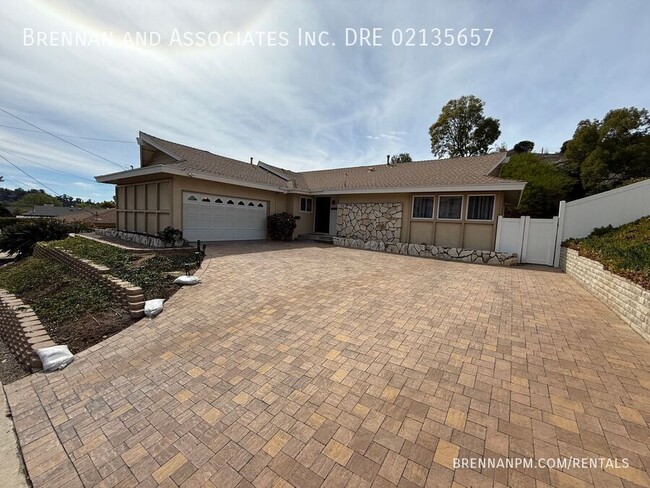 Primary Photo - 3 bed 2 bath, Fletcher Hills, View, All Ap...