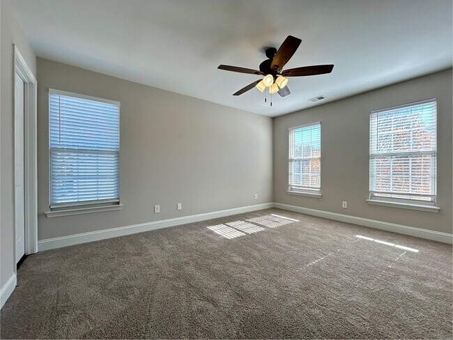 Building Photo - 10120 Baxter Caldwell Dr