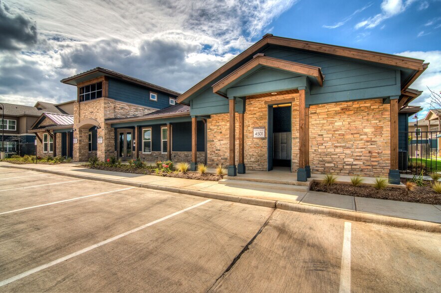 Brazos Crossing 4501 Brazosport Blvd N Richwood TX 77531 Apartment