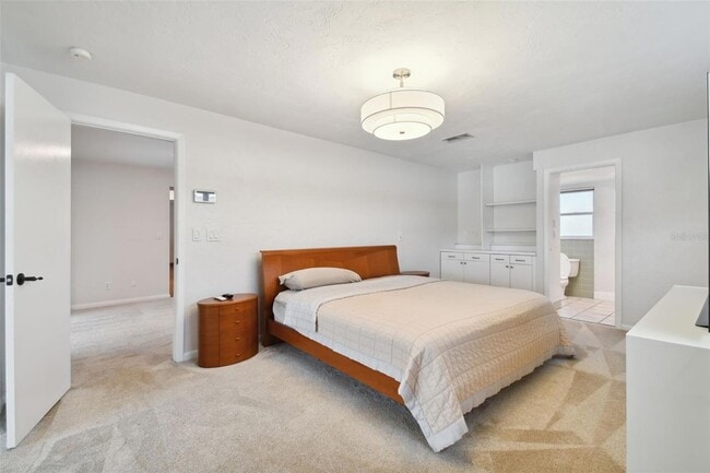 Building Photo - 4328 40th St S