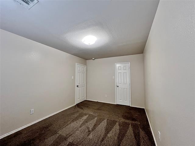 Building Photo - 5939 Waterford Dr