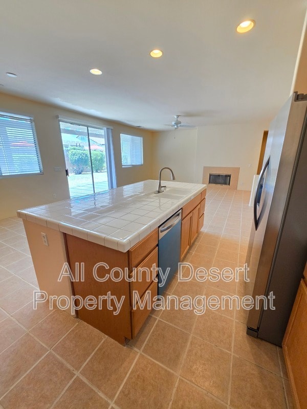 Building Photo - 47471 Harbour Lights Ln
