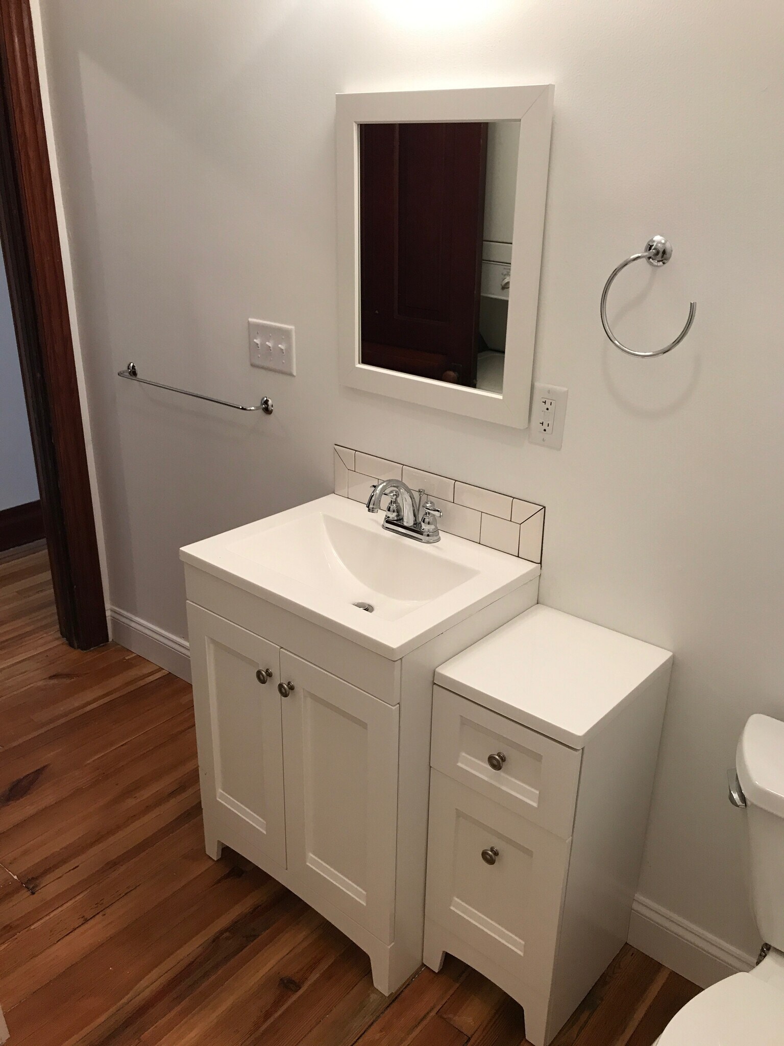 Building Photo - 141 W Broad St