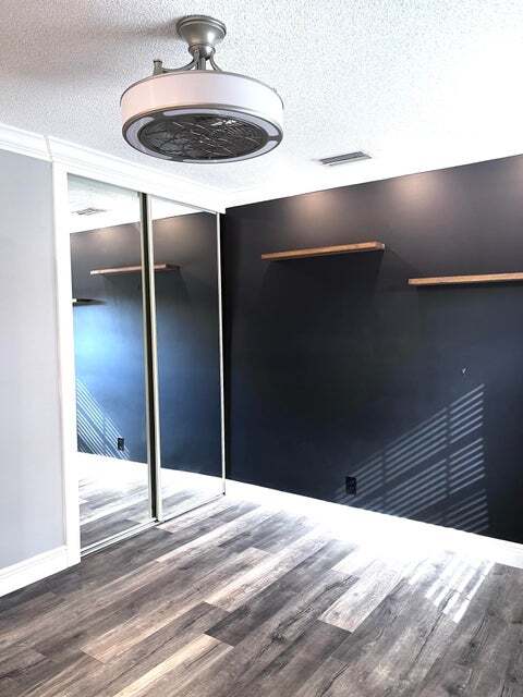 Building Photo - 5439 Verona Dr