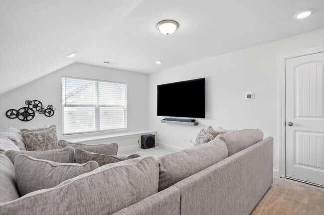 Building Photo - 521 Glenwyck Ct