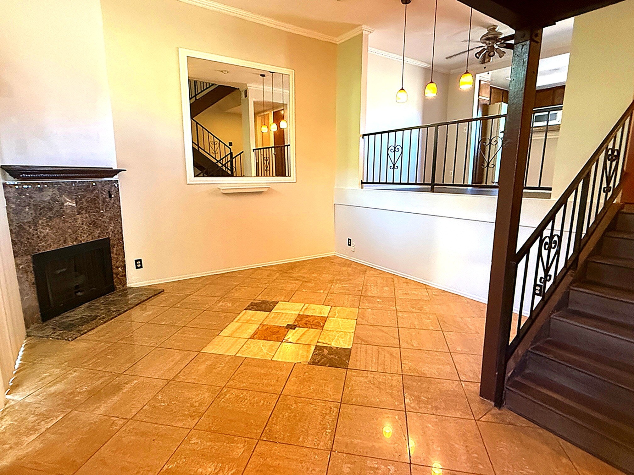 Building Photo - 13623 Valerio St