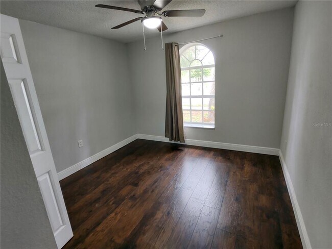 Building Photo - 709 Chilt Dr