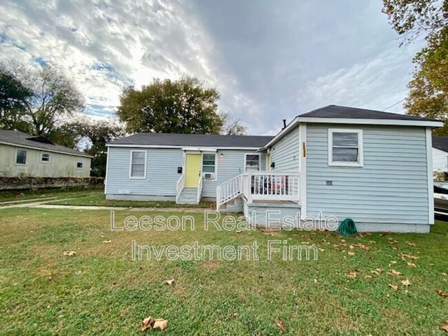 Primary Photo - 2632-2634 Foster St