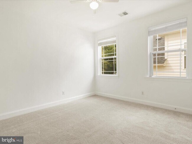 Building Photo - 8500 Indian Paintbrush Way
