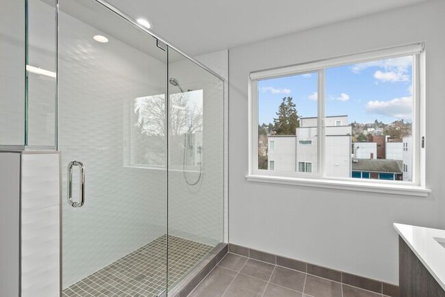 Building Photo - Stunning Brand-New Ballard Townhome with A...