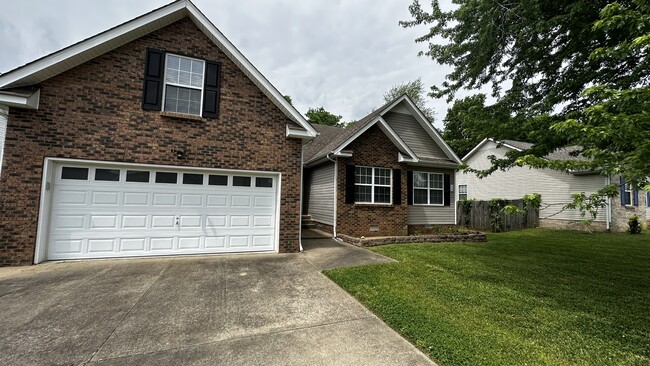Building Photo - 3541 Sandpiper Dr