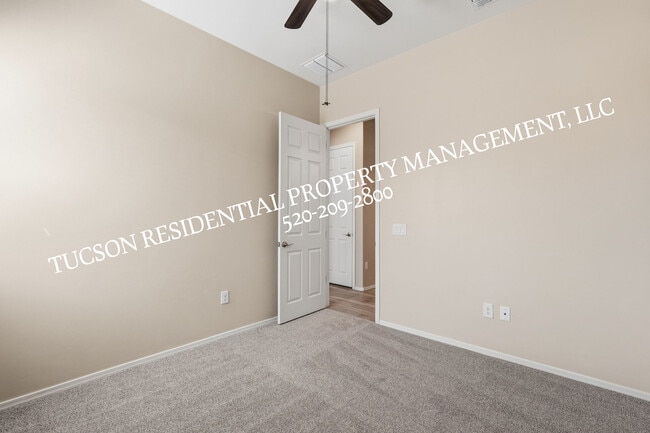 Building Photo - 12859 E Ursa Major Wy