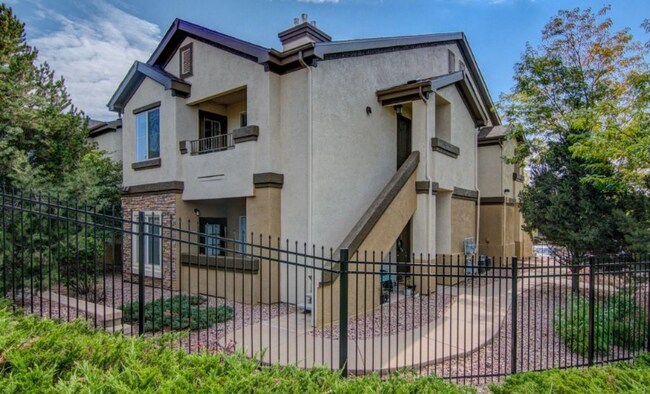 Primary Photo - 3896 Riviera Grove
