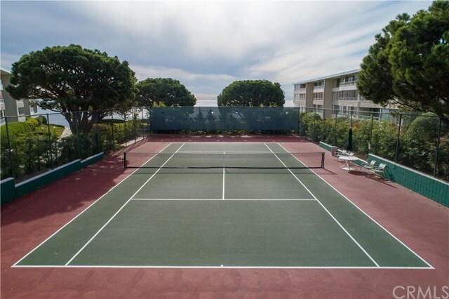 Building Photo - 32700 Coastsite Dr