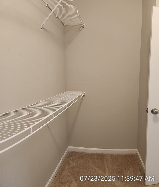 Building Photo - 64 Sunflower Cir NE