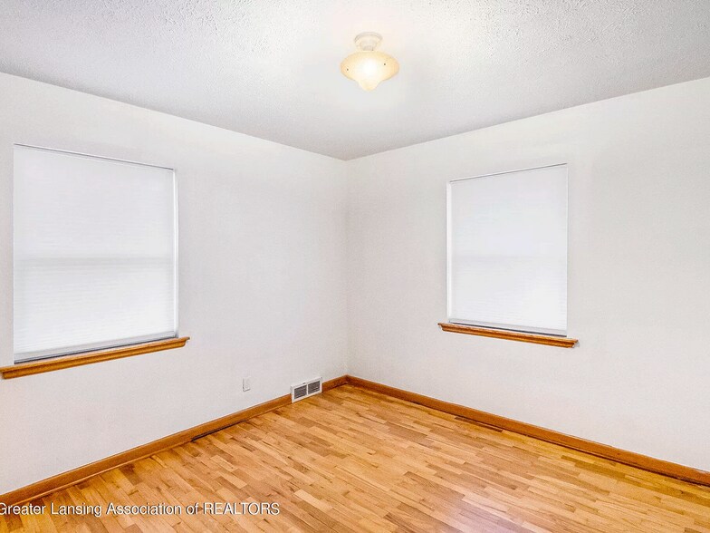 Building Photo - 1511 Pattengill Ave