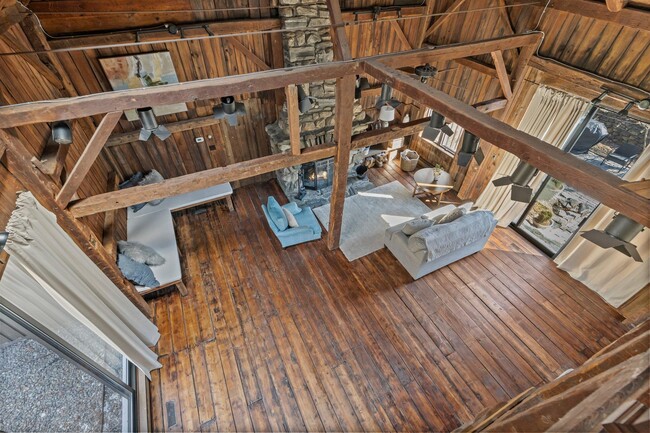 Building Photo - 200 Chestnut Ridge Rd