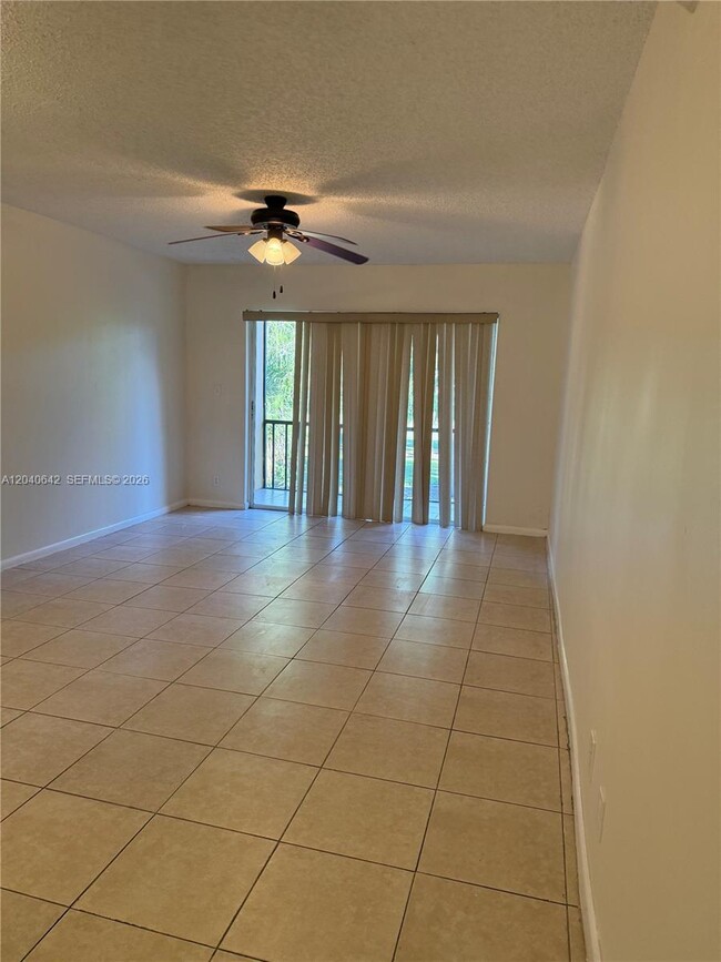 Building Photo - 7900 S Colony Cir