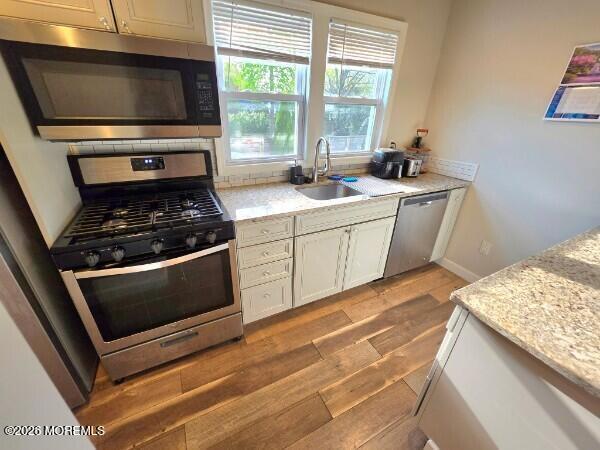 Building Photo - 1014 Fifth Ave