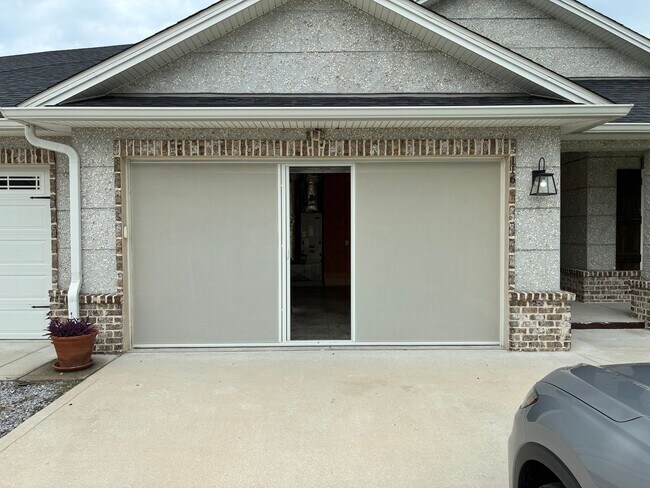 Building Photo - 116 Ryan Nicholas Dr