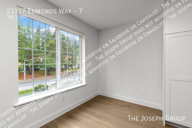 Building Photo - 23317 Edmonds Way