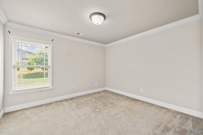 Building Photo - 104 Grantham Cir