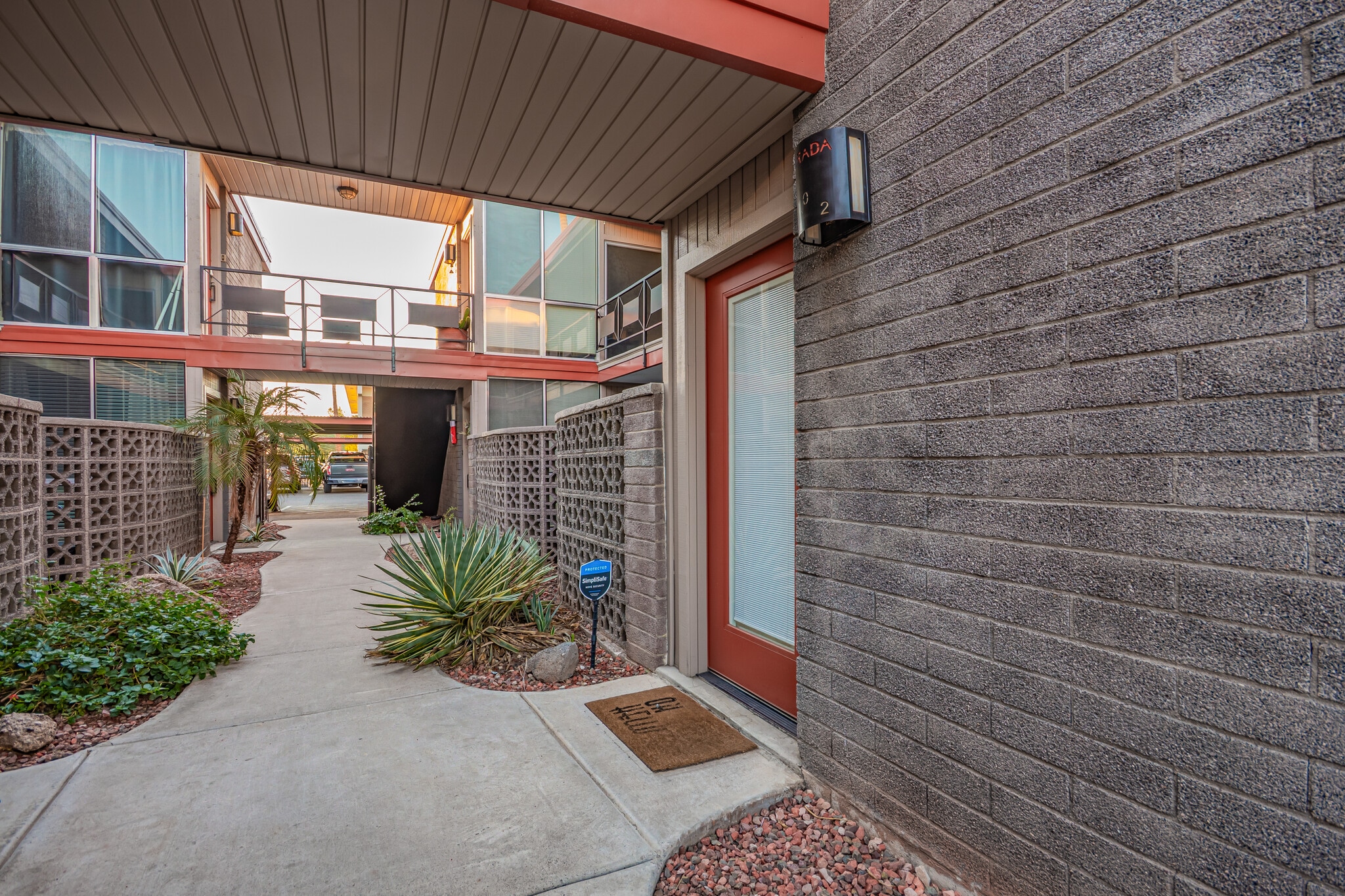 Building Photo - 1225 E Medlock Dr