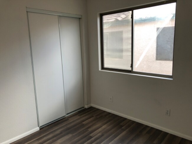 Building Photo - 8362 W Minnezona Ave