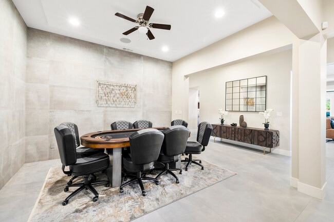 Building Photo - 8396 Sweetwater Creek Way