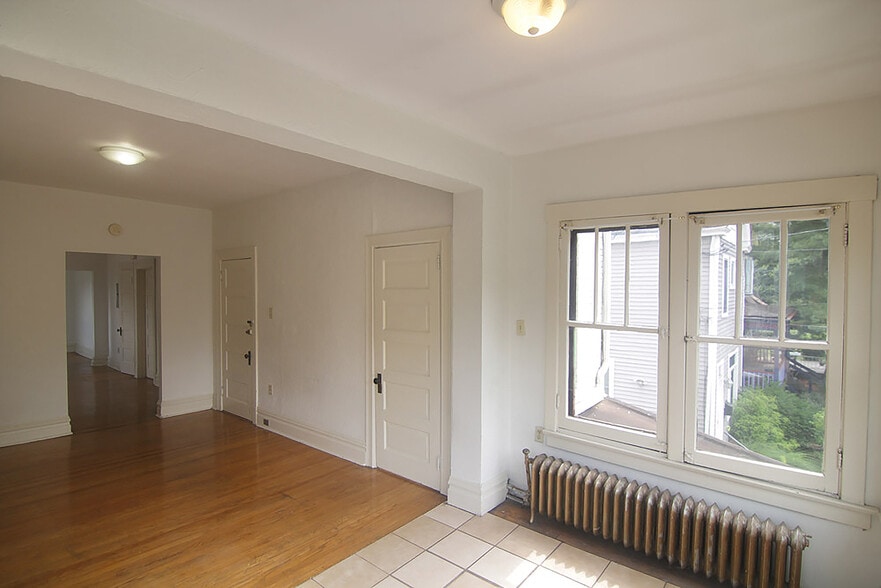 Building Photo - 434 Biddle Ave