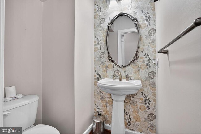 Building Photo - 21285 Park Grove Terrace