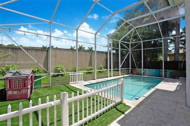 Building Photo - 14591 Vista Verdi Rd