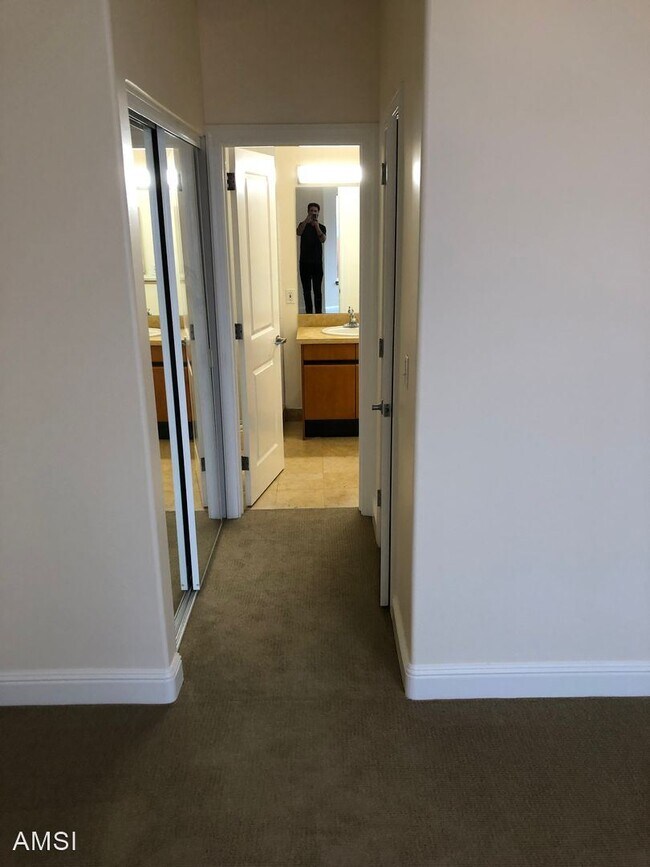 Building Photo - 3 br, 2.5 bath House - 316 Bartlett Street #1