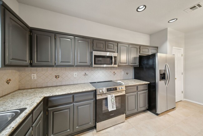 Building Photo - Remodeled 2 story in desired Stone Mill Br...