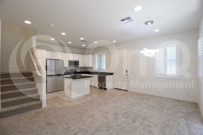 Building Photo - 1647 S 83rd Pl