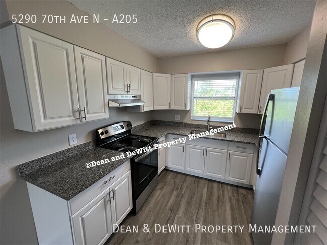 Building Photo - Pinellas Park | 2/1 Apt For Rent