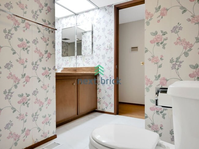 Building Photo - 3 Bedroom 2 bathroom Home for Rent!