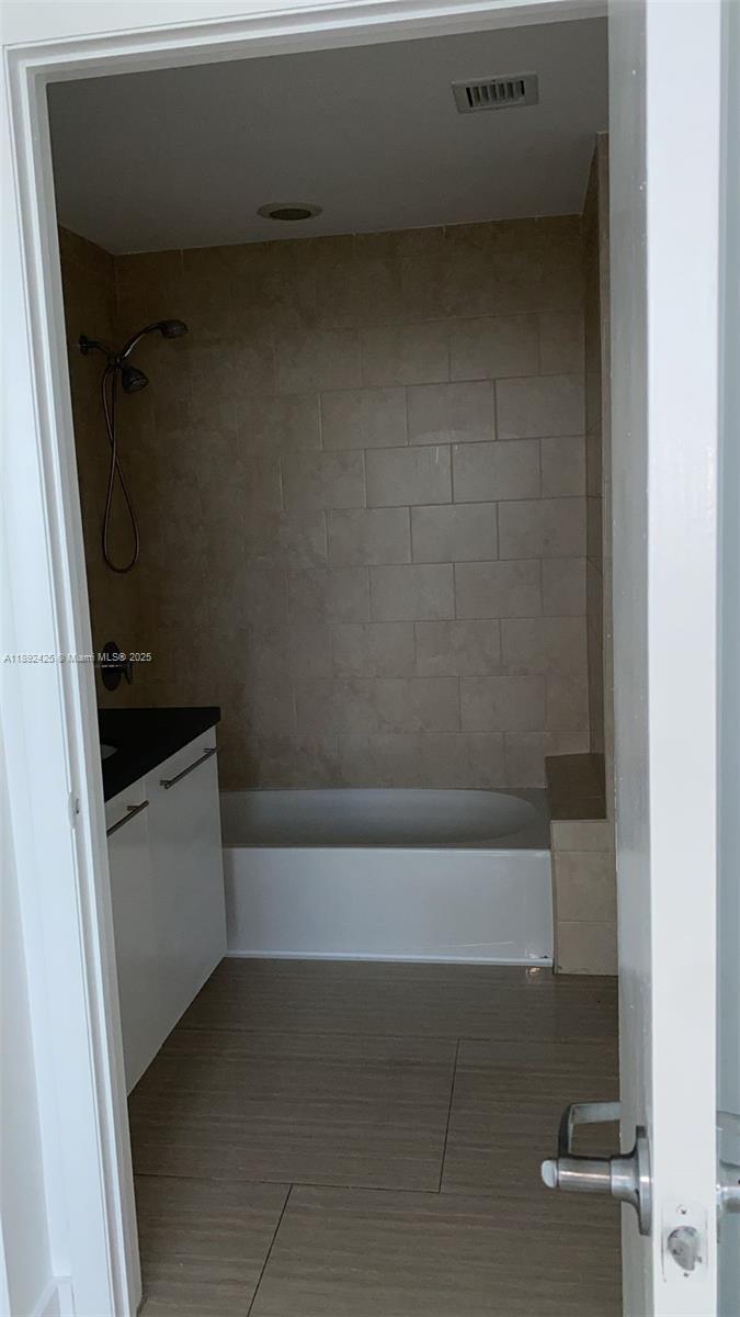 Building Photo - 90 SW 3rd St