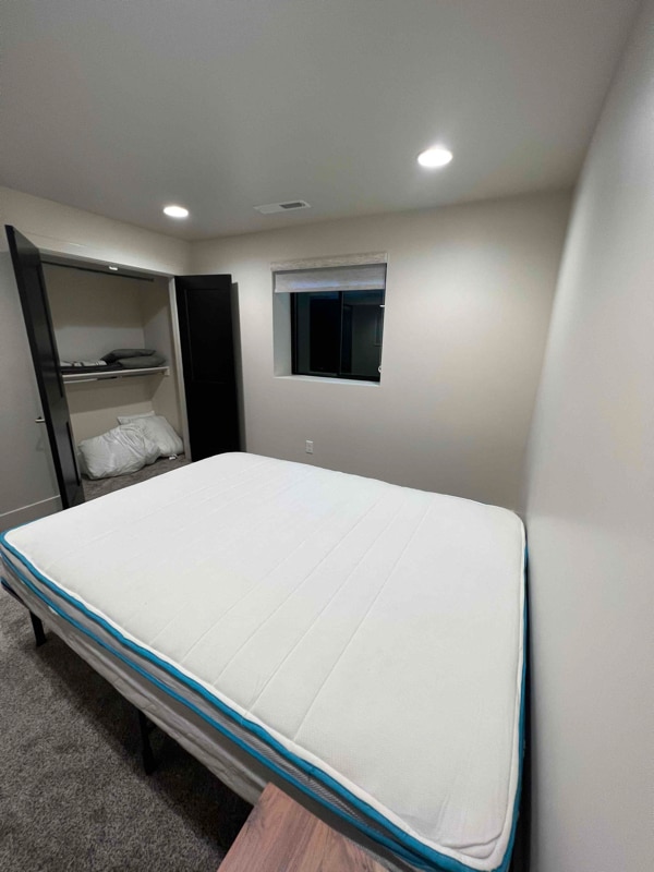 Building Photo - 320 W 900 N