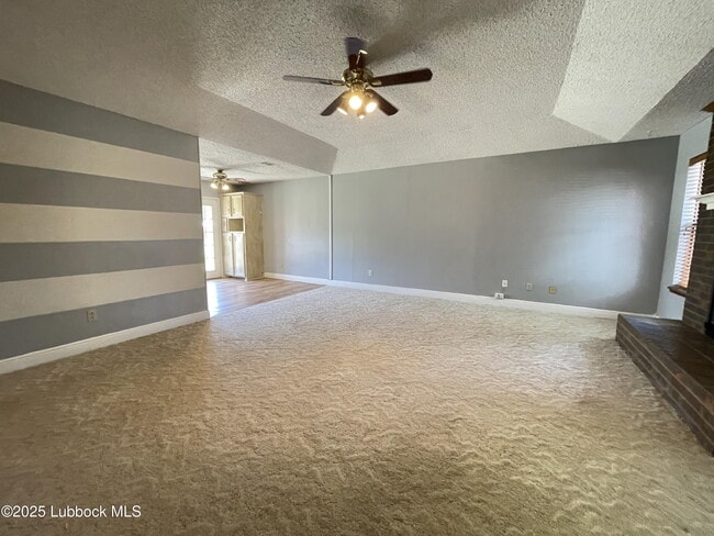 Building Photo - 5730 Dartmouth Dr