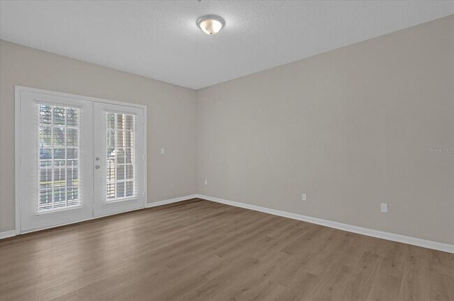 Building Photo - 14304 Fredricksburg Dr