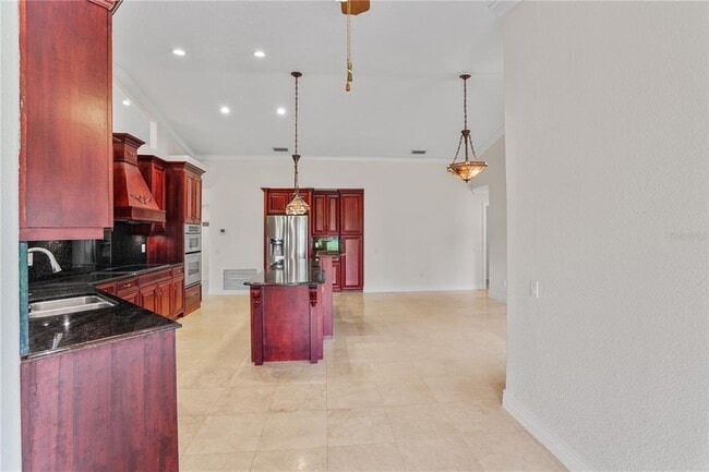 Building Photo - 6766 Edgeworth Dr