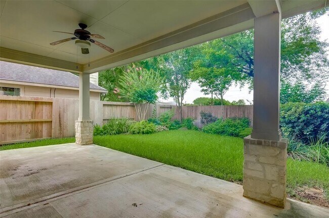 Building Photo - 14547 Gleaming Rose Dr
