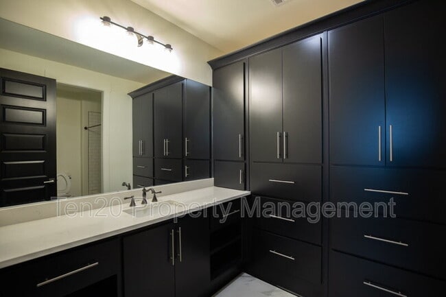 Building Photo - 1 Millington Ct