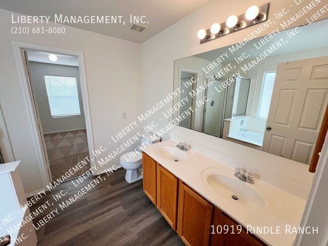 Building Photo - 10919 Rindle Ranch