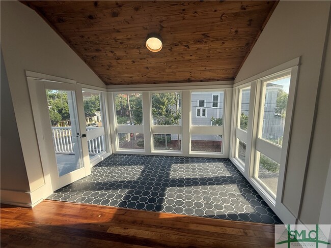 Building Photo - 1611 Abercorn St