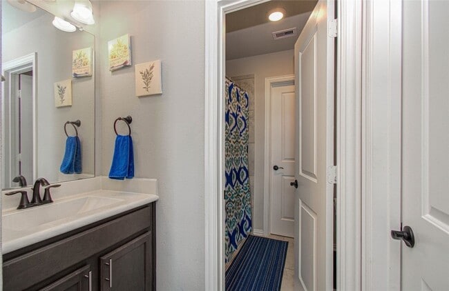 Building Photo - 5126 Victory Shores Ln