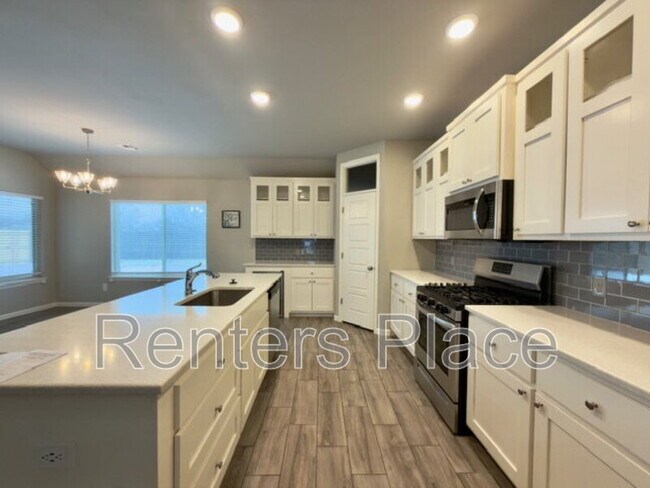 Building Photo - 13936 S Ironwood Pl