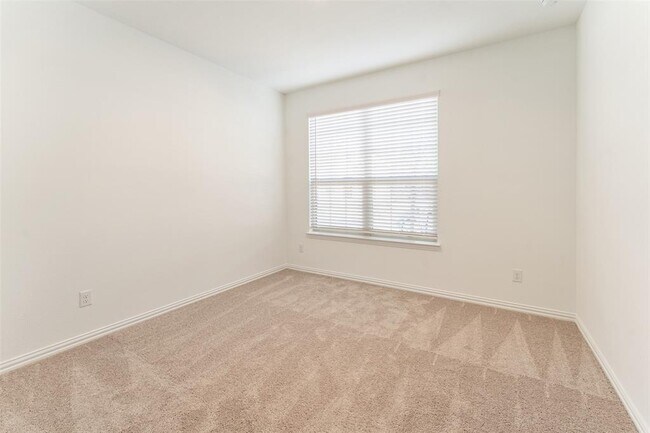 Building Photo - 5349 Archway Dr