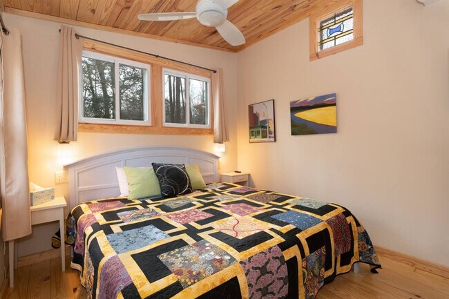 Building Photo - 1939 Crawford Dairy Rd